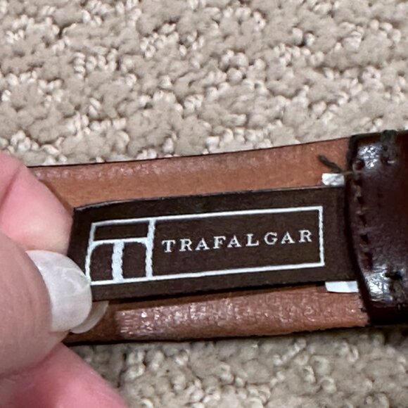 Trafalgar Cameron Leather Dress Belt Mahogany Brown Burnished Size 44 #1101TFR8 - Picture 4 of 15